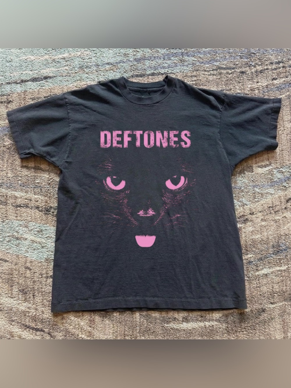 Deftones Pink Cat Graphic T-Shirt Faded Black Nu Metal Band Tee - Picture 1 of 6